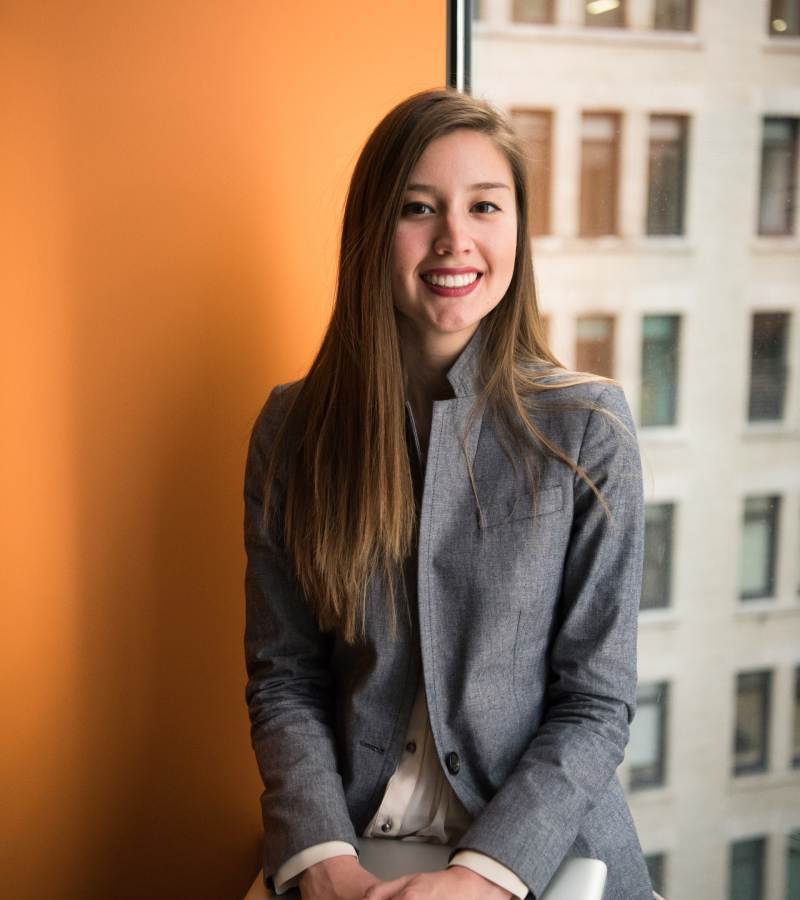 This image has an empty alt attribute; its file name is team03.jpg